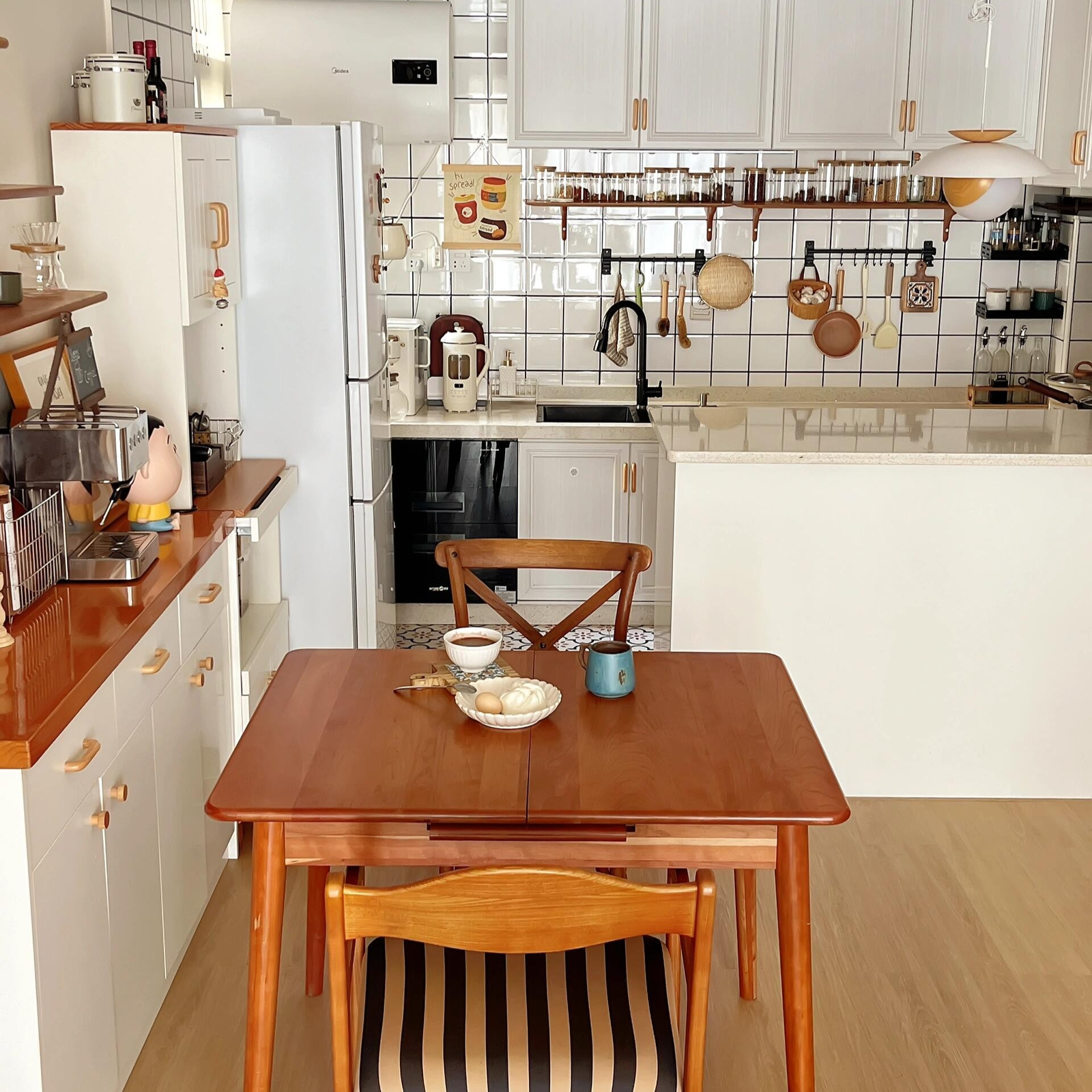 Low-Budget Rental Makeovers